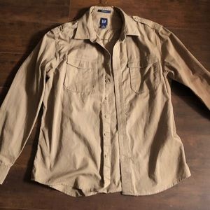 Gap shirt